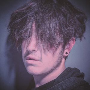 Meet your Posher, Clarence